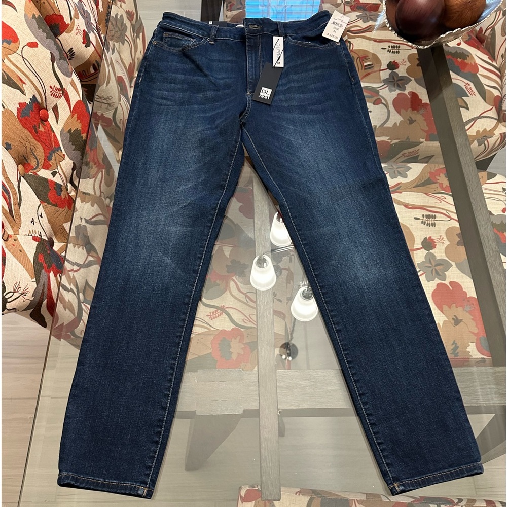 NWT DL 1961 Farrow High Rise Jeans Size 31